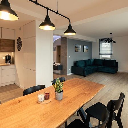 Daj Sobie Czas Apartament อิสเตบนา ภายนอก รูปภาพ