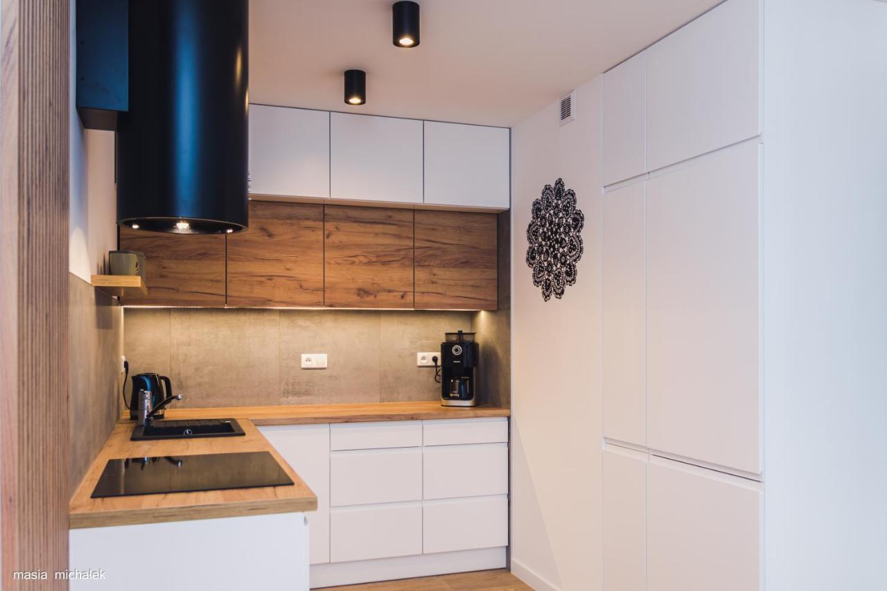 Daj Sobie Czas Apartament อิสเตบนา ภายนอก รูปภาพ
