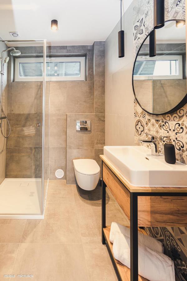 Daj Sobie Czas Apartament อิสเตบนา ภายนอก รูปภาพ