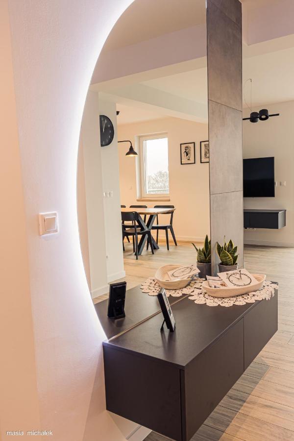 Daj Sobie Czas Apartament อิสเตบนา ภายนอก รูปภาพ